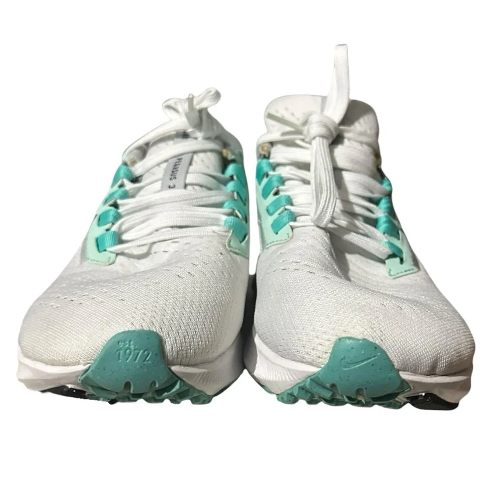Nike Air Zoom Pegasus 38 Running Shoes Womens White Aurora Green Size 8